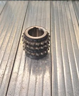 Mercedes-Benz R W251 Timing chain sprocket A6420500403