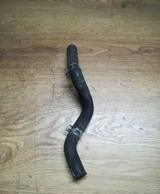 Toyota Avensis T250 Engine coolant pipe/hose