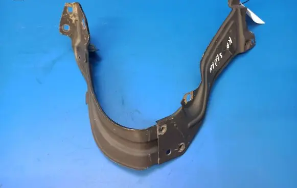 Mercedes-Benz C W203 Side radiator support slam panel 