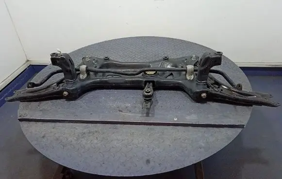 Skoda Octavia 985 Front subframe 5WA199315F