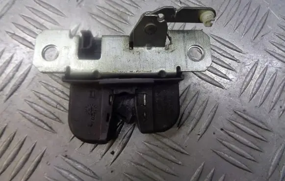 Seat Ibiza III (6L) Tailgate exterior lock 