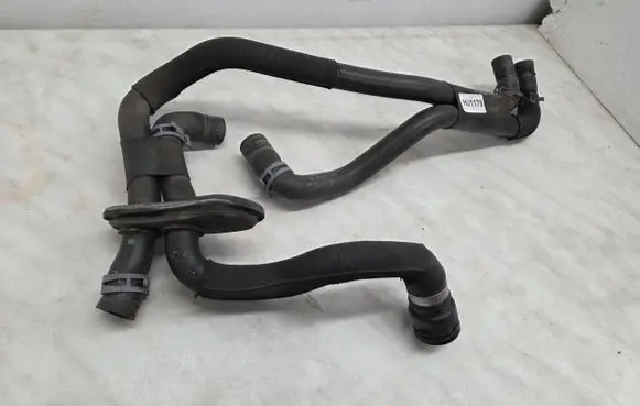 Audi A6 C7 Engine coolant pipe/hose 4G1819350AL 4G0122293B