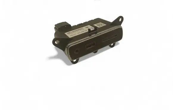 Jeep Grand Cherokee USB socket connector 68258696AA