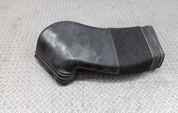 Audi A6 S6 C5 4B Air intake duct part 8D0129617E