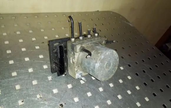 Nissan Qashqai ABS Pump 0265231899 47660JD000 0265800609