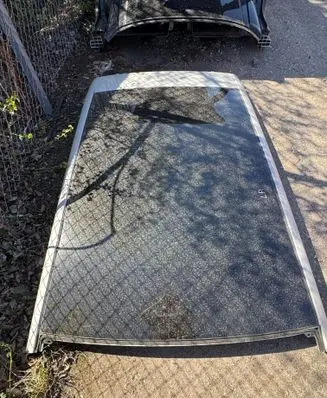 Leapmotor B10 Sunroof glass 
