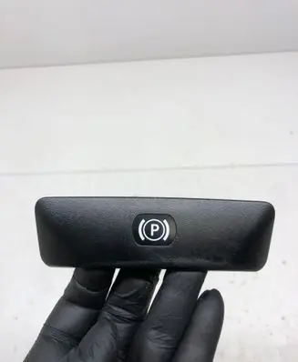 Mercedes-Benz E W212 Hand brake release handle A2044270020