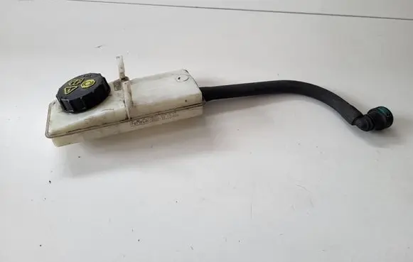 Ford C-MAX II Brake fluid reservoir AV612K478CA