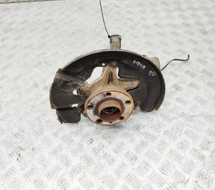 Volvo V60 Front wheel hub 31451327