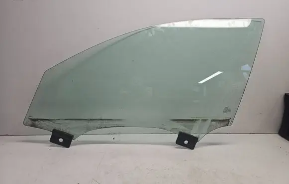 Audi A6 C7 Front door window glass four-door