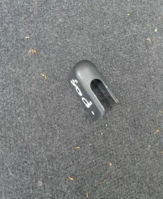 Nissan Qashqai Rear wiper blade arm