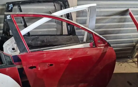 KIA Niro Front door