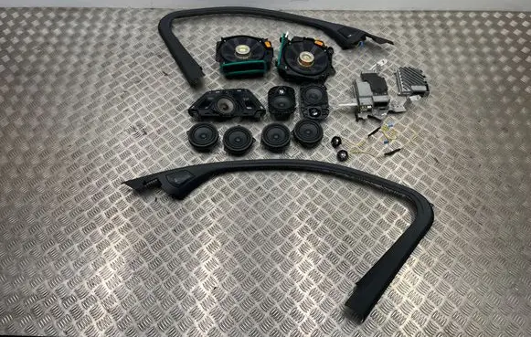 BMW 3 G20 G21 Audio system kit 2622469 2622468 9362561