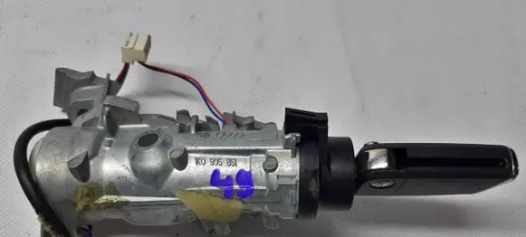 Volkswagen Golf VII Ignition lock 5Q0905865A