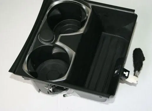 BMW 7 G11 G12 Cup holder 