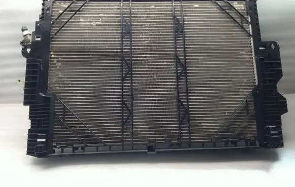 A/C cooling radiator (condenser)