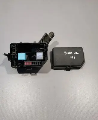 Toyota Yaris Fuse box set