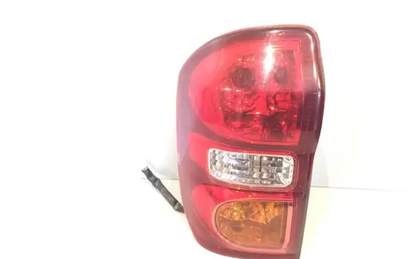 Toyota RAV 4 (XA20) Rear/tail lights