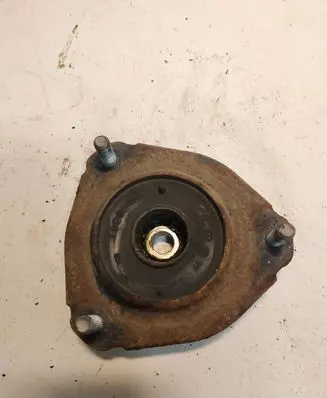 Toyota RAV 4 (XA20) Front upper strut mount 