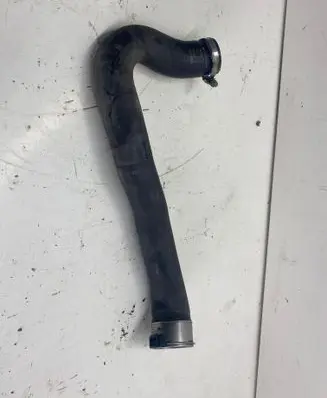 Intercooler hose/pipe