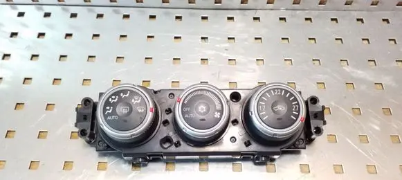 Mitsubishi ASX Climate control unit 7820A082XB