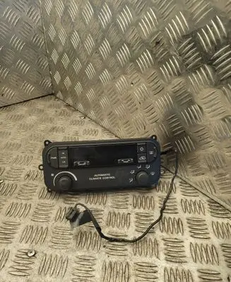 Chrysler Voyager Climate control unit P05127379AA 108500160