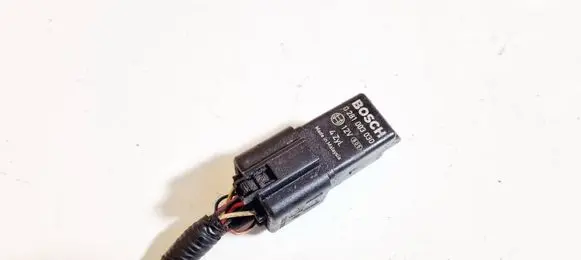 Glow plug pre-heat relay