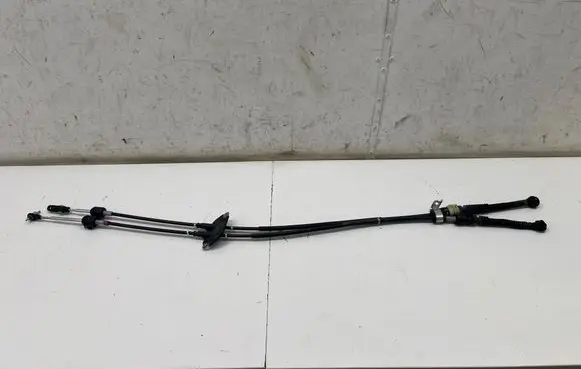 Mazda 3 Gear shift cable linkage 