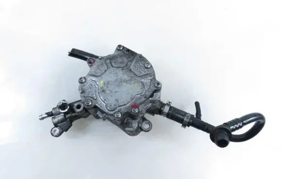 Audi A6 S6 C5 4B Vacuum pump 038145209C