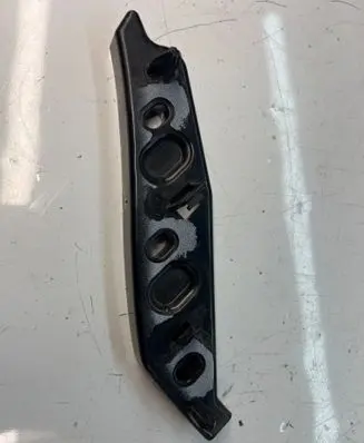 Land Rover Evoque II Front bumper mounting bracket K8d216f073ab