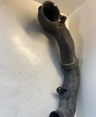 Subaru Legacy Air intake hose/pipe A12AG05 0712