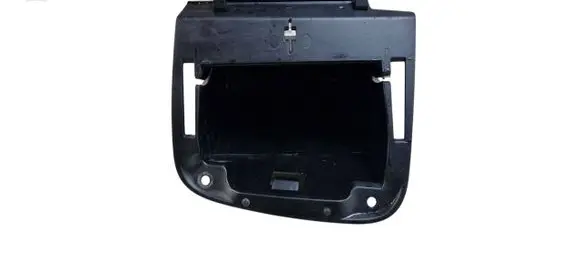 BMW 5 G30 G31 Glove box 83202206 699792903