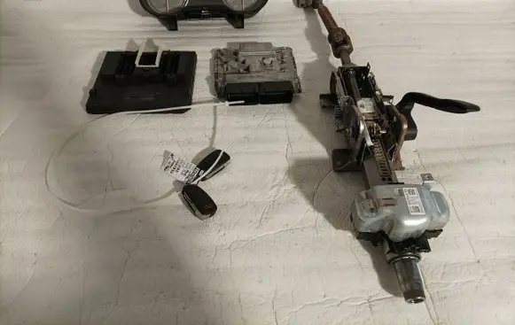 Audi A3 S3 8V Engine ECU kit and lock set 06K907425E