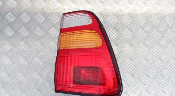Toyota Land Cruiser (J100) Tailgate rear/tail lights
