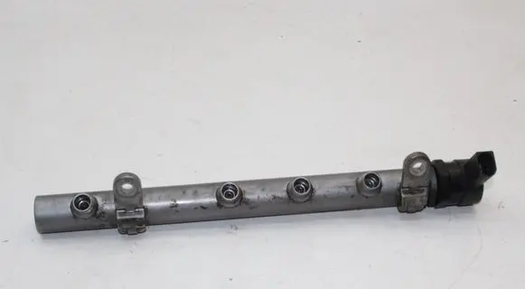 Jeep Grand Cherokee (WK) Fuel main line pipe A6110780449