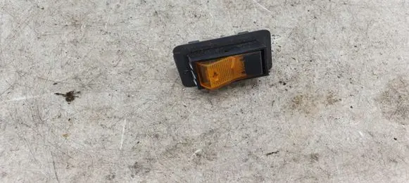 Mitsubishi Pajero Other switches/knobs/shifts NOCODE
