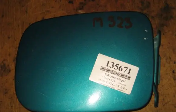 Mazda 323 F Fuel tank cap
