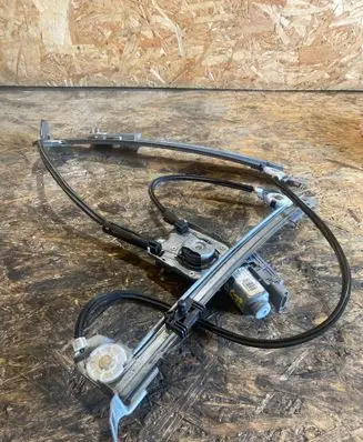 Opel Tigra B Front door window regulator with motor 93162242 400853H 0853
