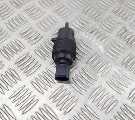 Audi A5 Windscreen/windshield washer pump 8K5955647