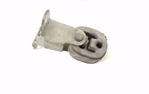 Audi A8 S8 D4 4H Muffler mount bracket/holder 8D0253147G
