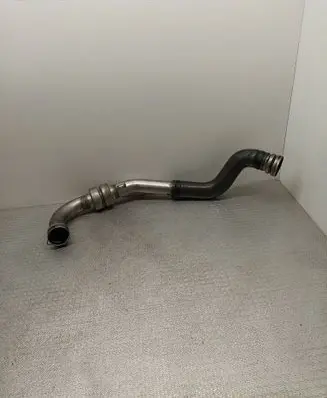 Intercooler hose/pipe