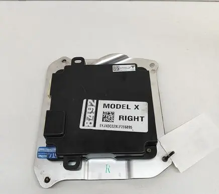 Tesla Model X Door control unit/module 105018300F