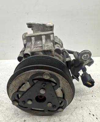Subaru Forester SH Air conditioning (A/C) compressor (pump)
