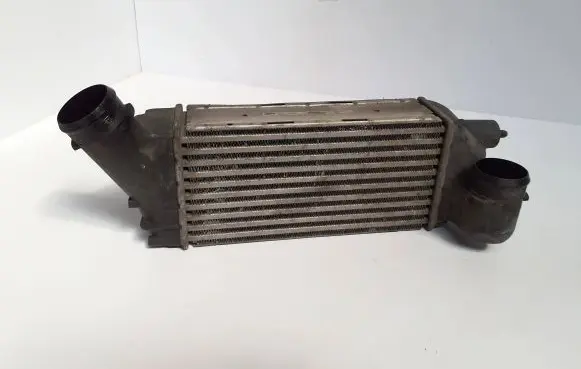 Citroen C4 I Picasso Intercooler radiator 9656525880