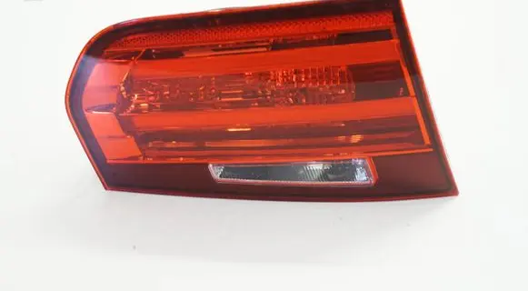 BMW 3 F30 F35 F31 Tailgate rear/tail lights 7372793ACR