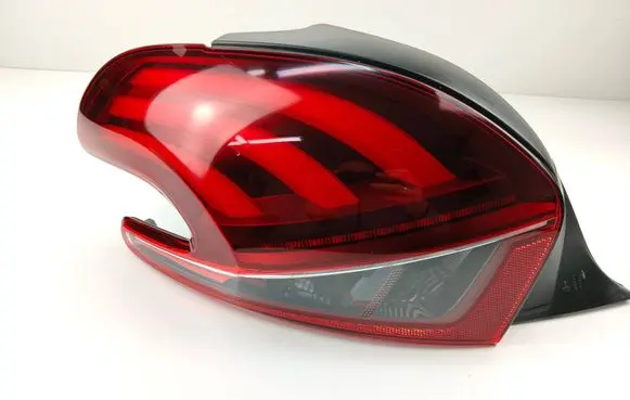 Peugeot 208 I Rear/tail lights 9810343080