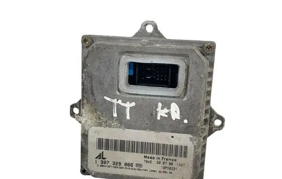 Audi TT Mk1 Xenon control unit/module 1307329066
