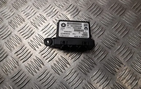 Jeep Compass Parking PDC control unit/module 68449662AB