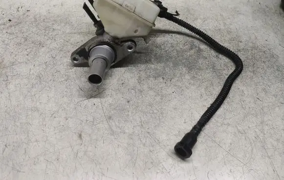 Citroen C4 I Picasso Master brake cylinder