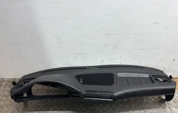 BMW 5 E34 Dashboard 